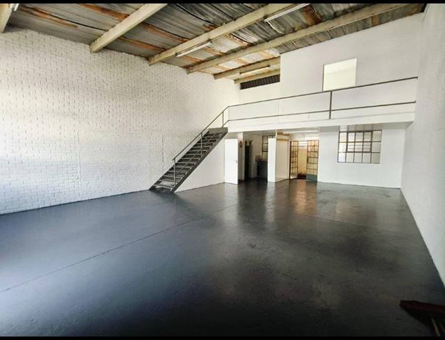 INDUSTRIAL PROPERTY TO RENT IN HALFWAY HOUSE